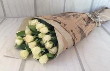Идеи для букета на свадьбу из кустовых роз